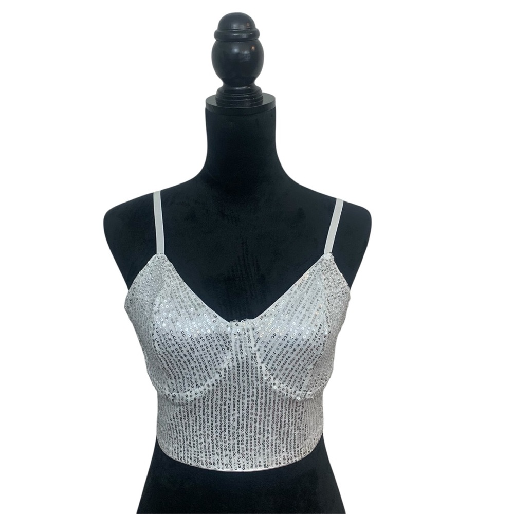 Woman‎ M White Silver Sequin Shiny Bra Crop Top with Adjustable Straps.